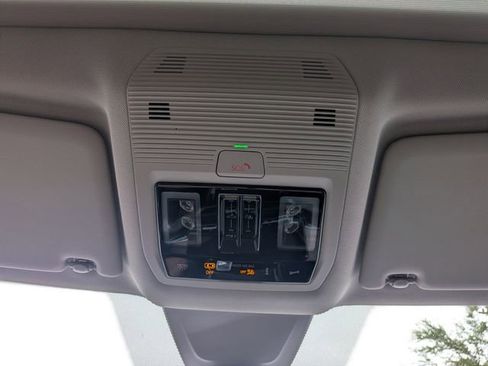 New 2026 Volkswagen Atlas SEL AWD/4WD image 28