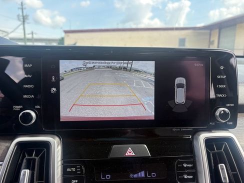 Used 2022 Kia Sorento EX w/ Panoramic Sunroof Package FWD image 22