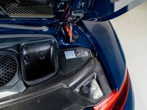 Used 2018 Porsche 911 GT3 RWD image 37