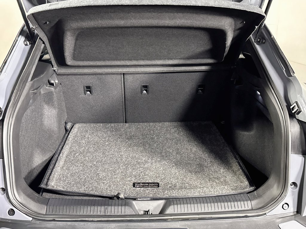 Certified 2023 Volkswagen ID.4 Pro AWD/4WD image 22
