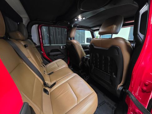 Used 2021 Jeep Gladiator Rubicon image 48