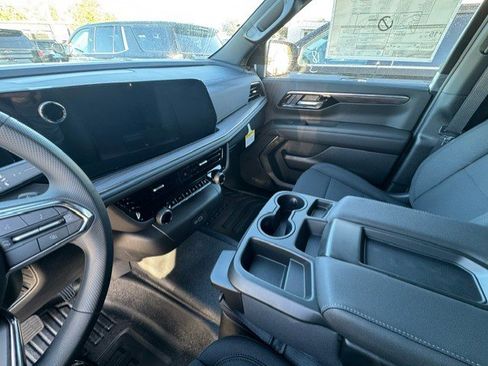 New 2025 Chevrolet Tahoe 4WD image 24