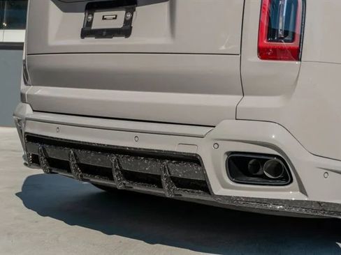 Used 2025 Rolls-Royce Cullinan Black Badge image 43