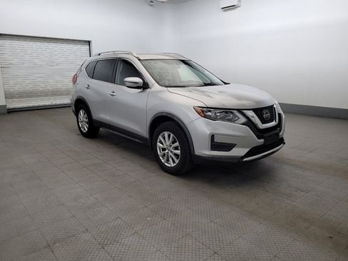 Used 2018 Nissan Rogue SV AWD/4WD image 13