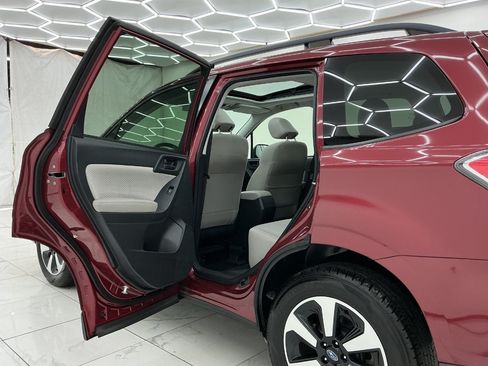 Used 2017 Subaru Forester 2.5i Premium w/ All-Weather Package AWD/4WD image 22
