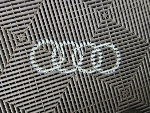 Certified 2025 Audi Q3 2.0T Premium w/ Convenience Package image 10