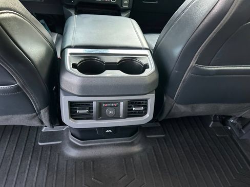 Used 2025 Ford F250 Lariat AWD/4WD image 40