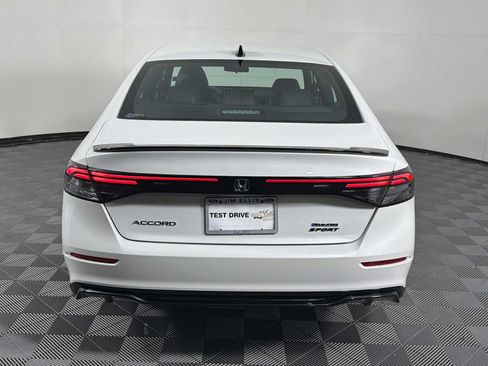 Used 2024 Honda Accord Sport image 10