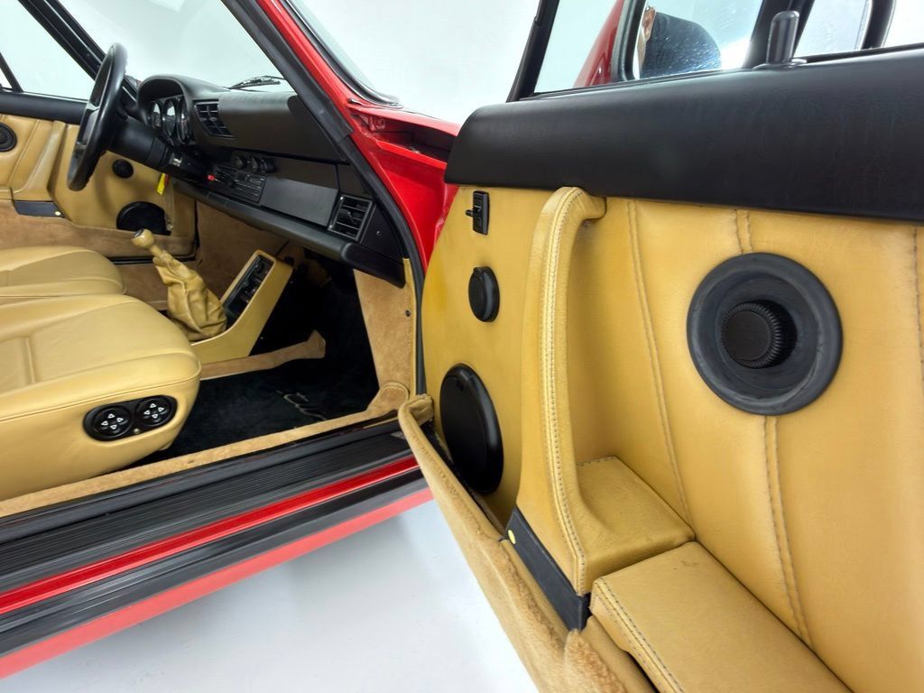 Used 1987 Porsche 911 Carrera RWD image 23
