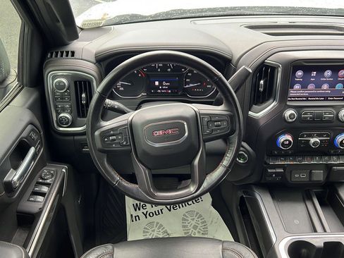 Used 2020 GMC Sierra 1500 AT4 w/ AT4 Premium Package AWD/4WD image 10