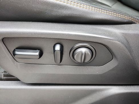 Used 2021 GMC Sierra 1500 AT4 w/ AT4 Preferred Package image 23