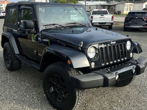 Used 2014 Jeep Wrangler Sport w/ Quick Order Package 24S AWD/4WD image 6