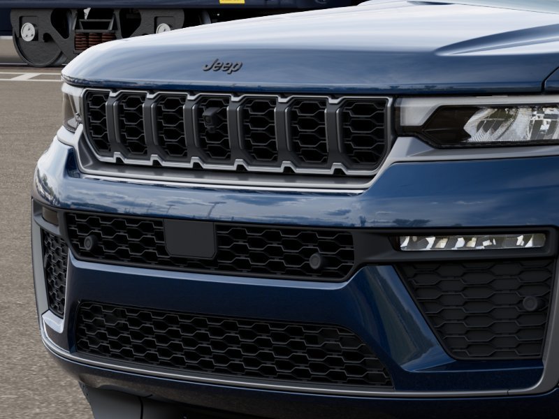 New 2027 Jeep Grand Cherokee Limited AWD/4WD image 11