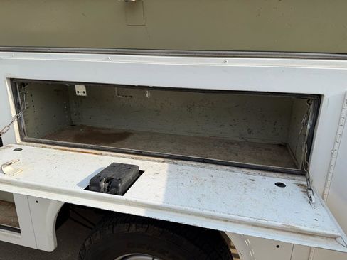 Used 2019 Ford F250 XL w/ Power Equipment Group AWD/4WD image 19