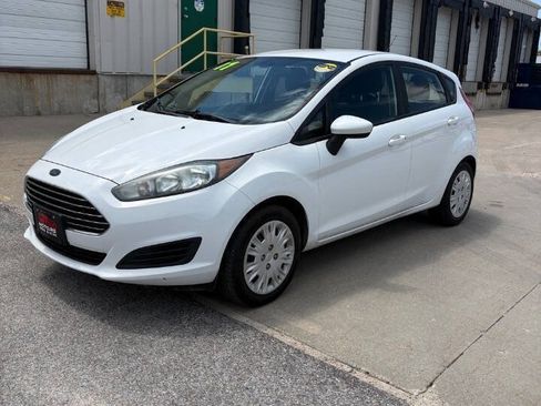 Used 2017 Ford Fiesta S FWD image 4