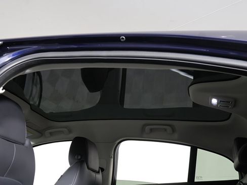 Used 2023 Jaguar I-PACE HSE image 21