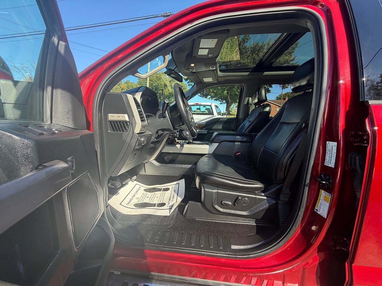Used 2017 Ford F150 Lariat RWD image 11