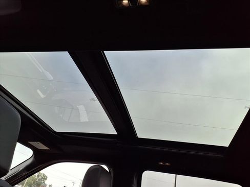 Used 2022 Ford F150 Lariat w/ Equipment Group 502A High image 21