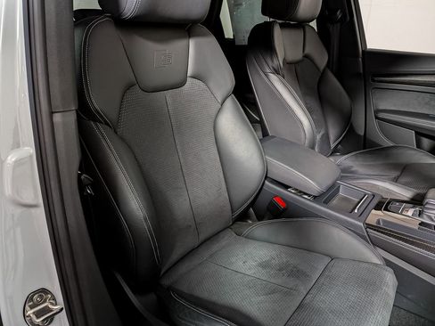 Used 2022 Audi SQ5 Premium Plus w/ Premium Plus Package image 26