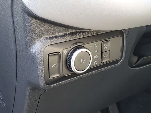 New 2026 Ford Explorer Active image 10