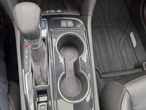 Used 2024 Chevrolet Equinox Premier image 15