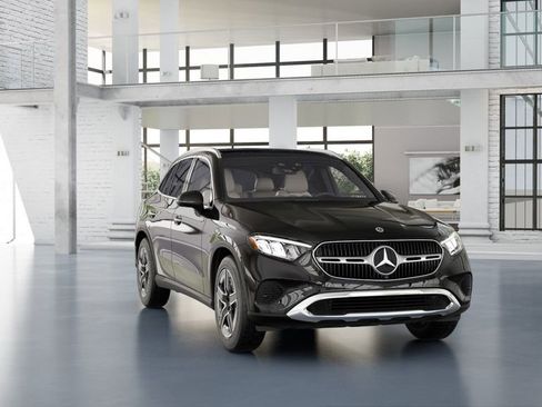New 2026 Mercedes-Benz GLC 300 image 4