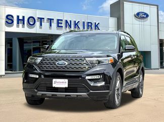 Used 2023 Ford Explorer XLT w/ Equipment Group 202A RWD video 3