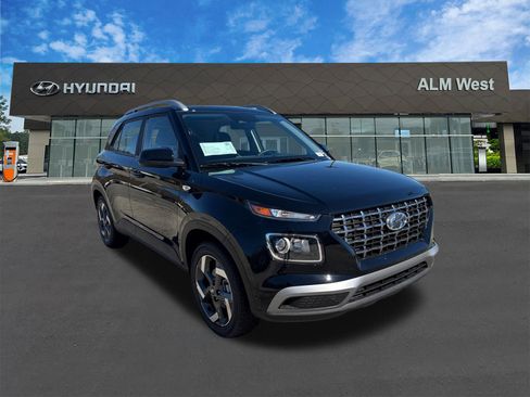 New 2026 Hyundai Venue SEL FWD image 4