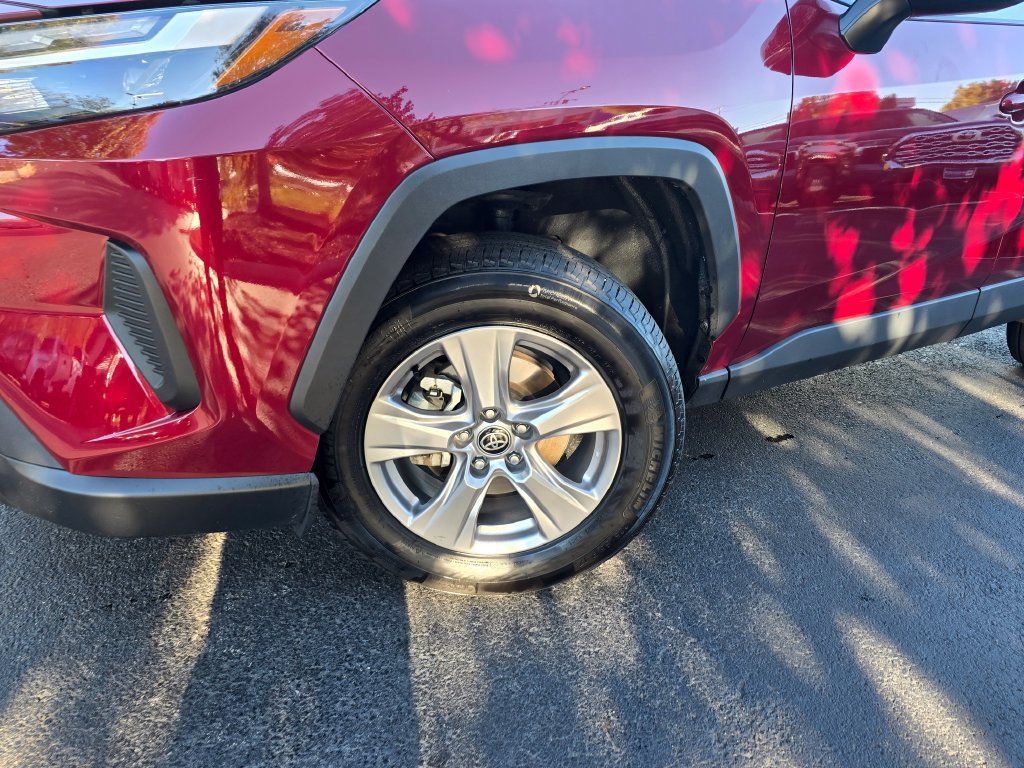 Used 2025 Toyota RAV4 XLE w/ Convenience Package AWD/4WD image 2