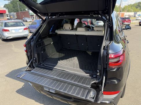 Used 2021 BMW X5 sDrive40i w/ Premium Package RWD image 18