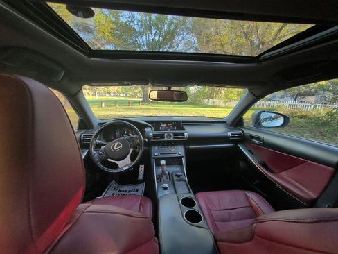 Used 2016 Lexus IS 200t w/ F Sport Package RWD image 22