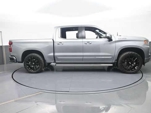 Used 2024 Chevrolet Silverado 1500 High Country w/ Technology Package RWD image 7