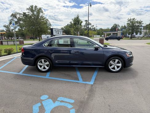 Used 2012 Volkswagen Passat 2.5 SE FWD image 4