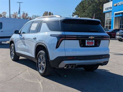 New 2026 Chevrolet Traverse LT image 5