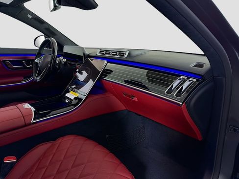 New 2026 Mercedes-Benz S 580 4MATIC Sedan image 32