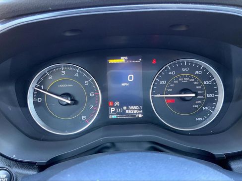 Used 2022 Subaru Crosstrek 2.5i Sport w/ Moonroof Package AWD/4WD image 22