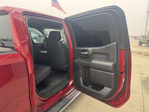 Used 2021 Chevrolet Silverado 1500 LT image 26