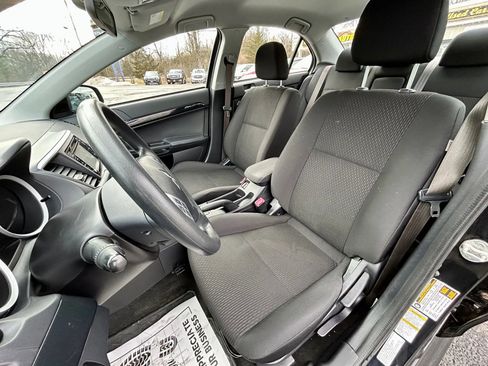 Used 2017 Mitsubishi Lancer AWD Sedan image 11