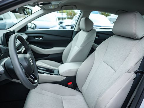 Used 2025 Honda Accord LX image 22