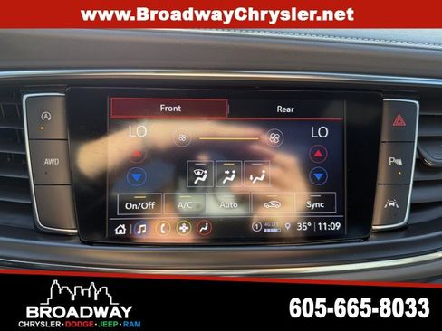 Used 2023 Buick Enclave Essence w/ Experience Buick Package image 22