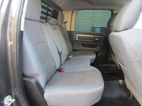 Used 2018 RAM 3500 Big Horn w/ Max Tow Package image 14