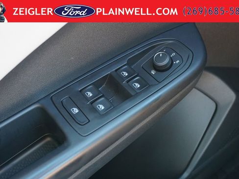 Used 2025 Volkswagen Taos S AWD/4WD image 27