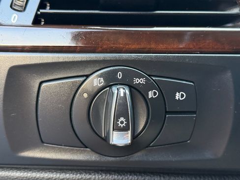 Used 2011 BMW 328i Convertible RWD image 33