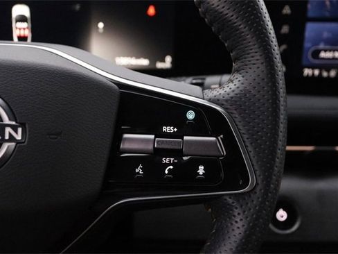 Certified 2023 Nissan Ariya AWD image 12