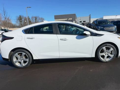 Used 2017 Chevrolet Volt LT image 9