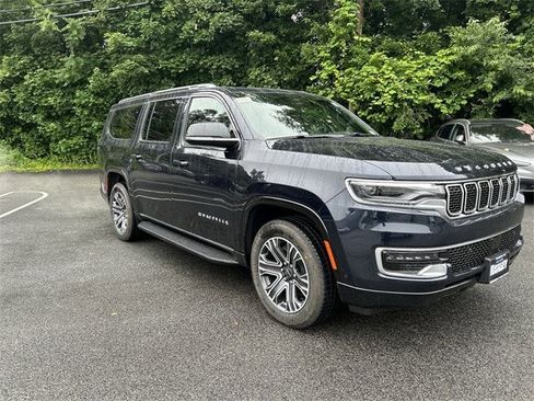 New 2025 Jeep Wagoneer L 4WD w/ Premium Group I image 2