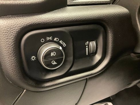 Used 2024 RAM 2500 Big Horn image 23