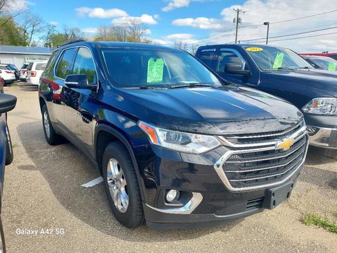 Used 2019 Chevrolet Traverse LT AWD/4WD image 2