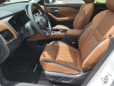 New 2026 Nissan Rogue Platinum AWD/4WD image 21