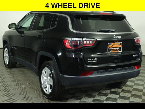 Used 2022 Jeep Compass Latitude AWD/4WD image 4